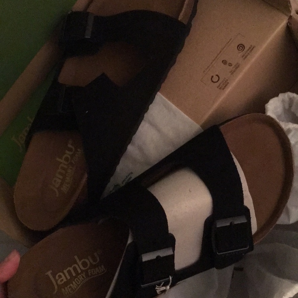Women’s size 10 Jambu Leather slides